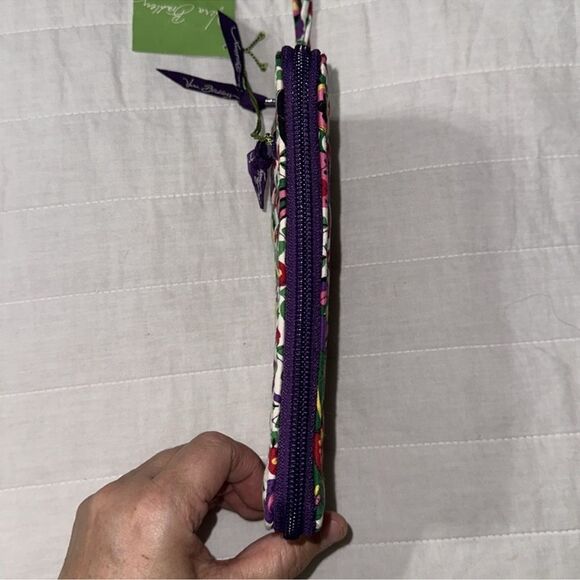 Vera Bradley Viva La Vera White Purple Green Quilted Cotton Wristlet Wallet - Picture 4 of 11